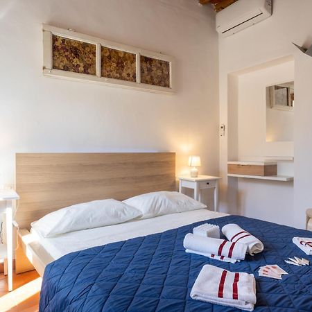 Tipica Cozy House + Parking! Apartment Firenze Bagian luar foto