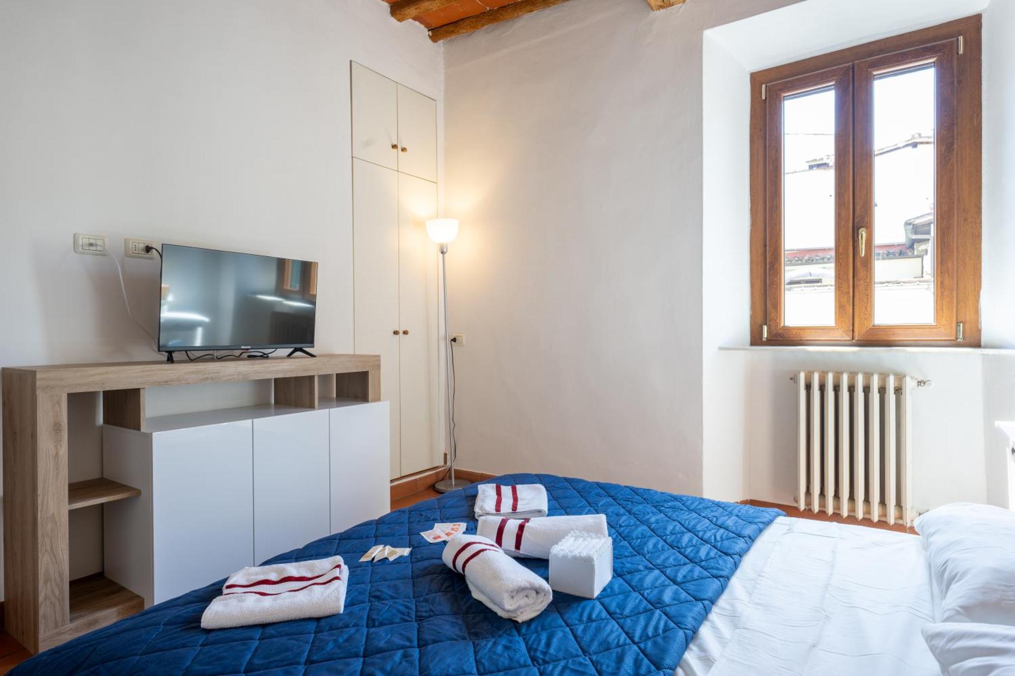 Tipica Cozy House + Parking! Apartment Firenze Bagian luar foto