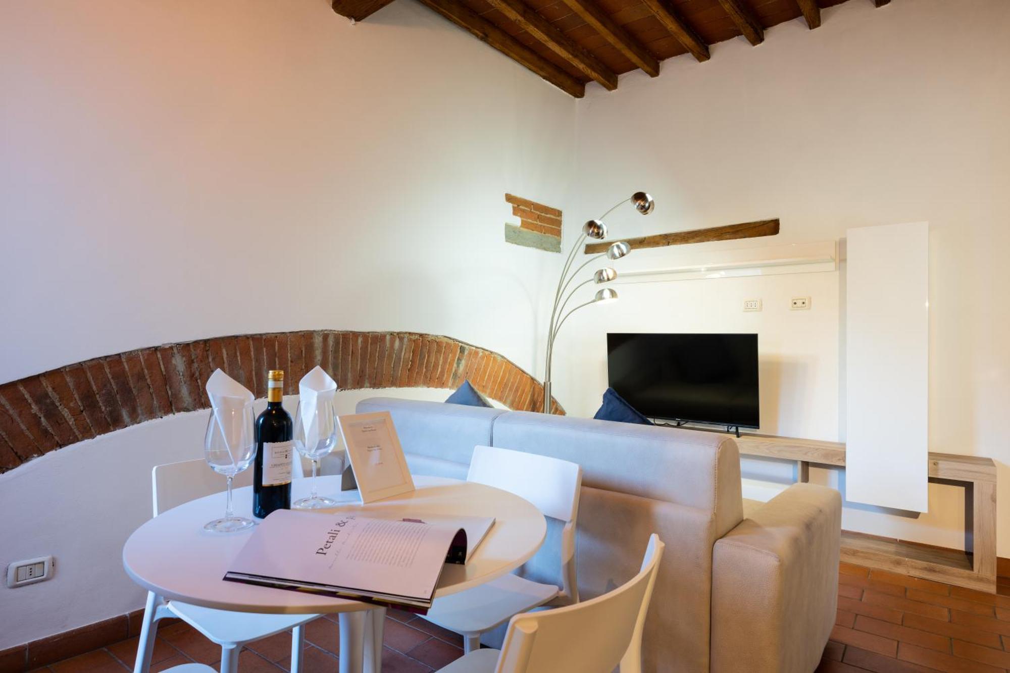 Tipica Cozy House + Parking! Apartment Firenze Bagian luar foto